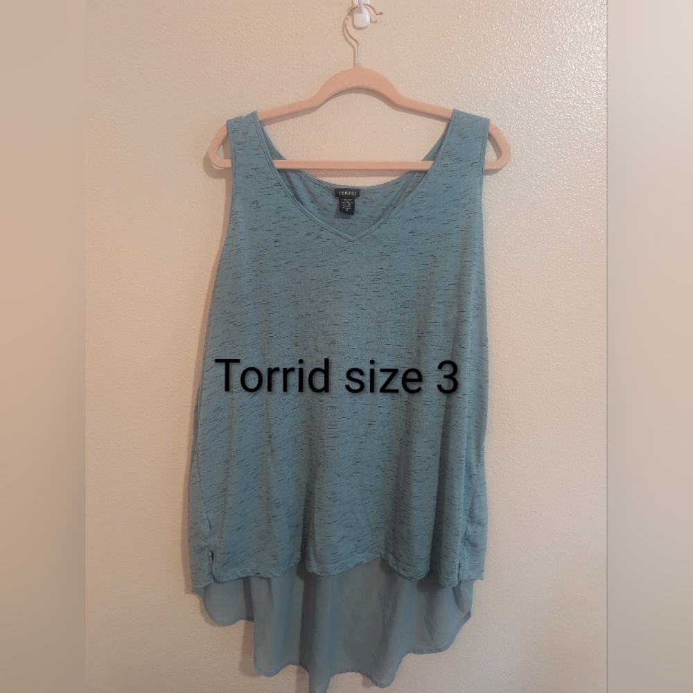 Torrid Women's Teal Sleeveless Tank Top